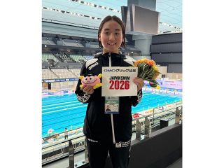 森（岡山・京山中２年）３位 女子５０㍍背泳ぎ 競泳日本選手権 岡山の中学生初の表彰台