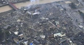 足りない人員と水、止まらぬ延焼。「火に消防が負けていた」輪島朝市焼失の夜　消火活動、避難誘導、家族を目の前に…当事者が証言「まるで空襲」