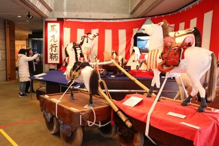 「ウマく、いく一年に」木馬展示　福山・鞆の浦資料館、伝統行事用