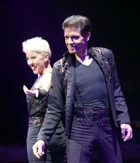 【赤テントに生きる　喝采をつくる人たち】⑥アウグスト・ゴンサルベスさん（６７）　イリュージョンは魔法