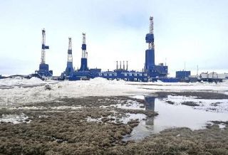 屈強な男たちの年収は「軽く数千万円を超える」最果ての地、米アラスカ油田の村　イラン情勢受け日本も熱視線、恩恵か自然保護か…先住民は葛藤
