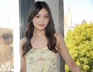 グラビア界のニュースター”高野真央、衝撃美ボディが炸裂 『週チャン