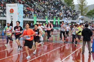 岡本青果（一般）２年ぶりＶ ６時間リレーマラソン　岡山