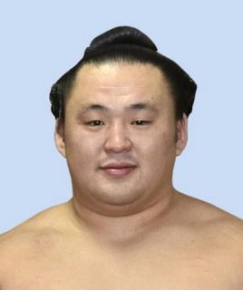 玉鷲、幕内出場史上１位　１４７０回、旭天鵬に並ぶ