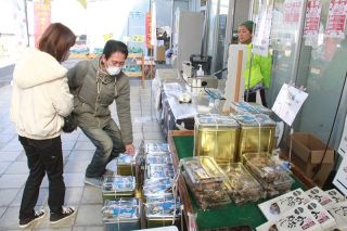 水揚げ順調 県東部のカキ食べて　瀬戸内や備前 ８日からイベント