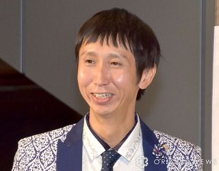 50歳迎えたアンガールズ山根、長女との“ほのぼの”写真に驚く声「娘ちゃん脚長過ぎません?!!遺伝??」「身長高ーい!!」