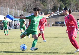 作陽学園 ２大会ぶりの８強ならず　高校女子サッカー 佐久長聖に敗北