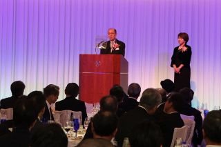 岡山大・藤原教授 退任祝賀会　ウイルス製剤開発で松岡良明賞