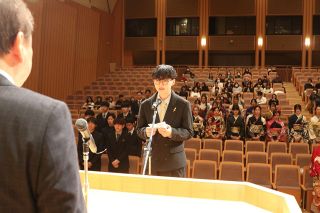 ２０歳の自覚と責任持ち社会貢献　久米南で「二十歳の集い」