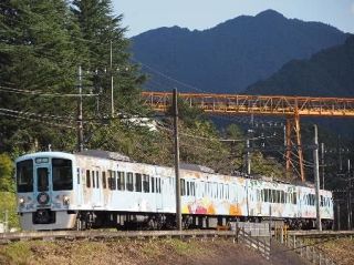 「至福」のレストラン列車 シンガポールとの異色コラボの狙いとは…