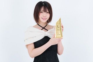 はなわ、川嶋あいが審査『サウンドロゴカラオケAWARD』大賞はTOPPAN