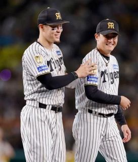 Ｖ２阪神の佐藤が三冠王　セ・リーグ全日程が終了