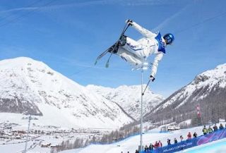 谷愛凌、２連覇で６個目のメダル　フリースタイルスキー、史上最多