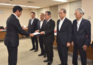 福山市立大新棟建設へ財政支援を　商工会議所が市に要望