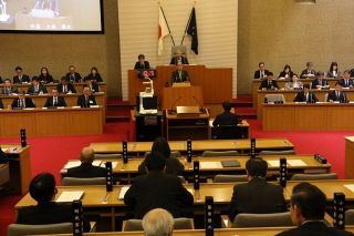 新アリーナ「さらに議論を」　岡山市議会質問戦終了　