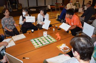 津山・認知症交流スペース「おあしすカフェ」 開始１０年で１００回　当事者、家族が不安や悩み共有