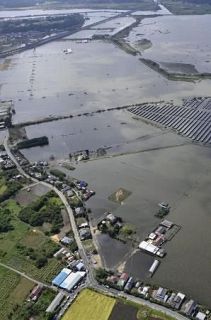 台風２５号１４人死亡１人不明　発生１週間、停電４千世帯