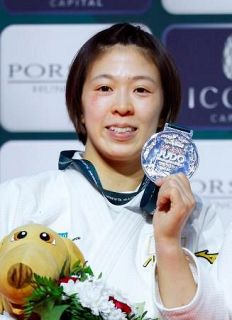 ３０歳玉置桃２位、初優勝ならず　世界柔道、石原樹は銅メダル