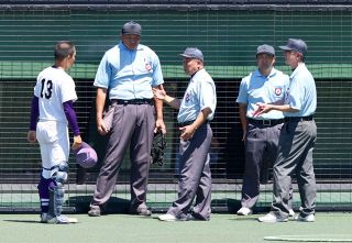 高校野球岡山大会「ミステイクです」審判団異例の謝罪 塁審と野手が接触の間に得点　光南ー山陽の準決勝