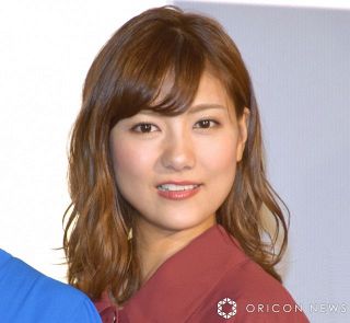 宮澤佐江、“印象ガラリ”春っぽいヘアに大胆イメチェン「ピンク似合いすぎ」「逆アポロだよ笑」