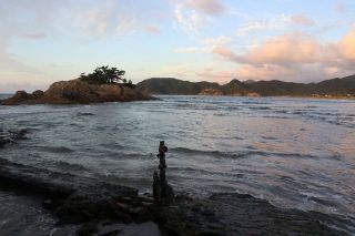 岡山の１０代男性 流され不明　高校生か 鳥取の海岸