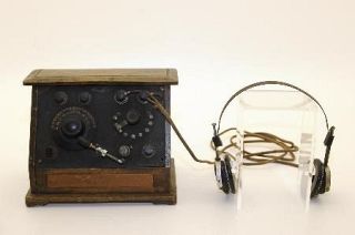 ラジオ聴いてる？日本で放送開始１００年、災害との関係を振り返る