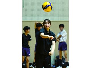 元シーガルズの山城さん　教員として再スタート　来春から関西高女子バレー部顧問に