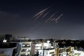 イラン、再びミサイル発射　イスラエルへ、交戦激化