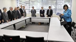ピレイ氏、１０年に来日会合出席　参加者「差別解消にメッセージ」