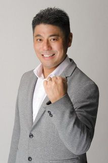 中沢元紀が「輝くお兄さん」に 爽やかな笑顔＆“ドヤ顔”で白衣姿など