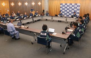 鳥インフル疑い 対応追われ緊張感　岡山県、早期封じ込めに全力