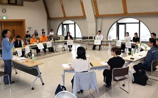 多様な働き方テーマに議論　倉敷市民と市長「みらいミーティング」