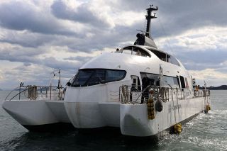 水素・バイオ燃料旅客船が〝里帰り〟　国内初、福山・本瓦造船が見学会