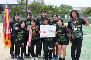 山陽学園が７大会ぶり女王返り咲き 岡山県高校総体ソフトテニス女子団体