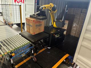 荷降ろし支援のロボットを販売　サンワサプライ、ＳＧシステムなどと協業