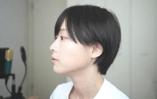 歩くほど考えが巡り言葉が浮かぶ 女性は１日平均７０００歩