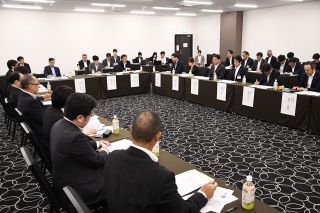 ＪＲ芸備線 臨時列車の増便延長　２６年３月まで週１日、再構築協決める