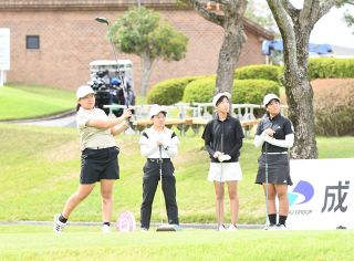 レディース杯の舞台体感　岡山の中高生女子ゴルファー　プロと同じ設定で競う