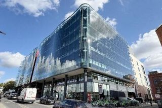 読者寄付で経営難脱却　英紙、支援者１４０万人　権力監視、偽情報に対抗