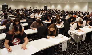 ジーンズソムリエ目指し４３３人受験　岡山など４会場