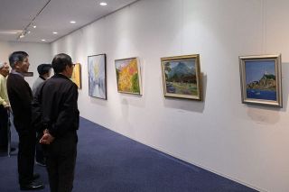 人物や風景個性豊かに表現　玉野の２教室が絵画作品展