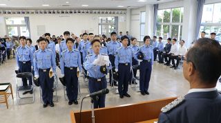 「安全安心の岡山実現へ精進」　岡山県警察学校１６人卒業
