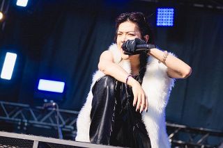 南里侑香、梶浦由記の2026年ツアーに出演へ 12年ぶりゲストボーカル