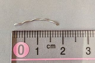 美作の小学校給食に金属片　前週は別の学校で虫の死骸