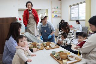 赤ちゃん連れほっと一息　親子カフェ「お陽さまと月」（岡山）オープン
