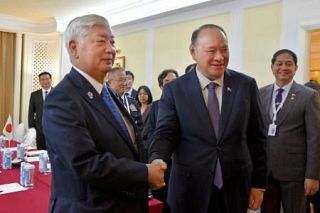 中国抑止へ部隊連携強化で一致　中谷氏がフィリピン国防相と会談