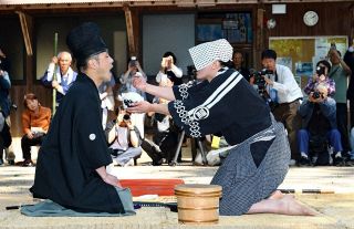 【おかやま祭時記】②お田植祭 布施神社（岡山県鏡野町）　笑わぬ殿様が豊作招く