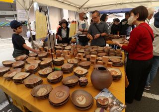 「備前焼まつり」閉幕　最終日も家族連れらでにぎわい　２日間で約８万人来場【動画あり】　