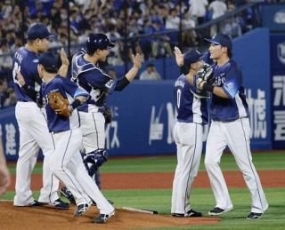 Ｄ１―２西（１９日）　西武が投手戦制す