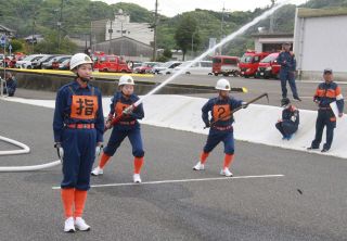 長浜分団Ｖ、合同チームも初出場　瀬戸内市で消防操法大会